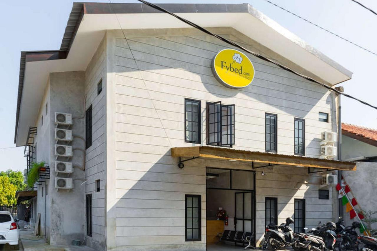 Reddoorz Near Sam Poo Kong 3 Semarang Hotel Ngoại thất bức ảnh