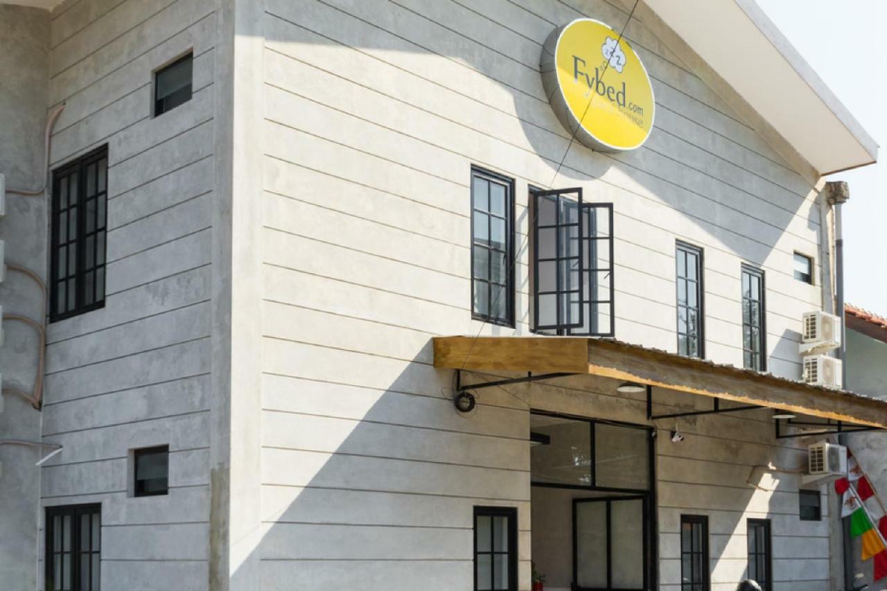 Reddoorz Near Sam Poo Kong 3 Semarang Hotel Ngoại thất bức ảnh