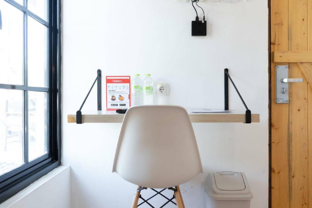 Reddoorz Near Sam Poo Kong 3 Semarang Hotel Ngoại thất bức ảnh